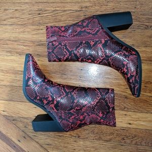 Miss Lola Triumph Booties